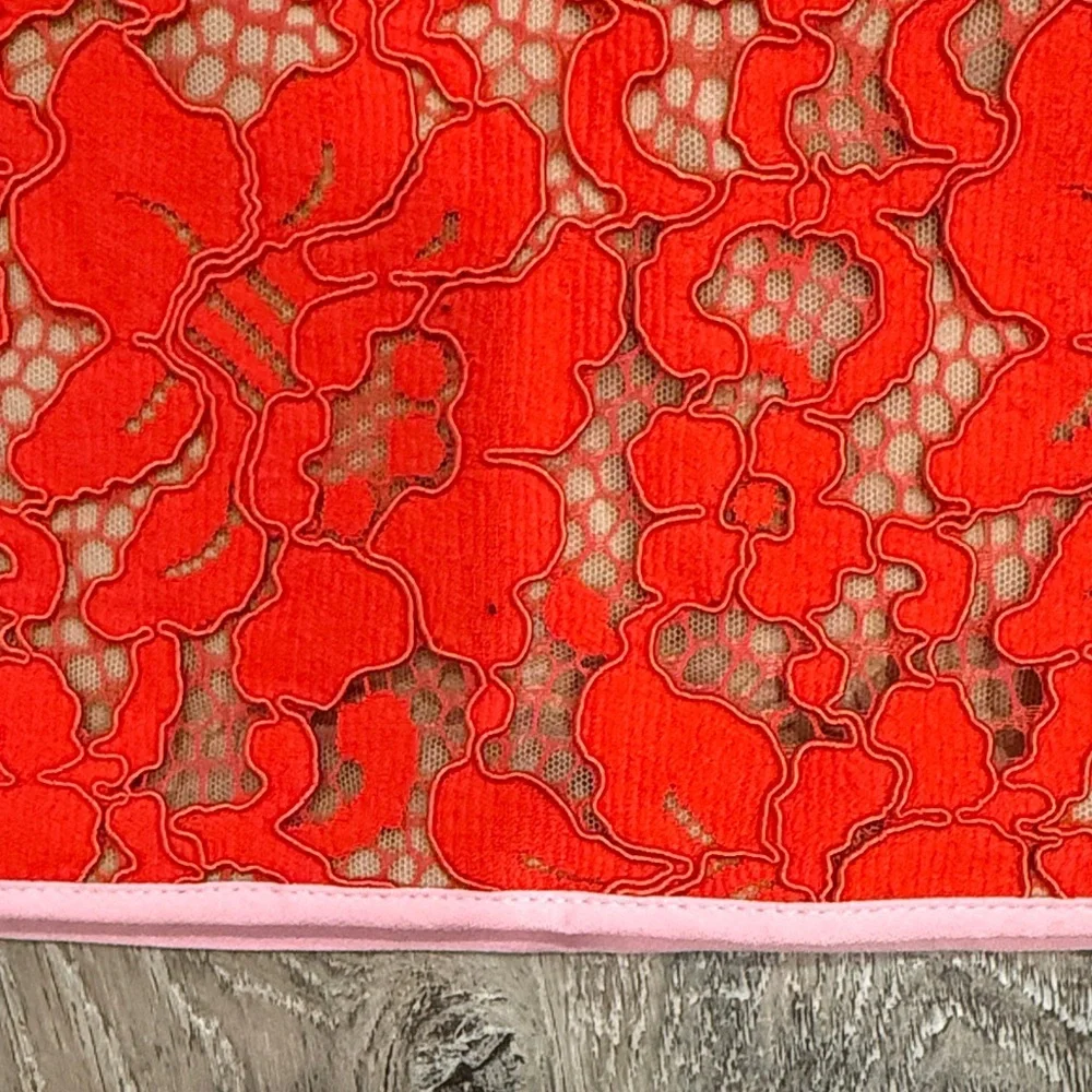 NWT M S G M  Milano Elegant Red Lace Skirt sz 42  sz m/l
